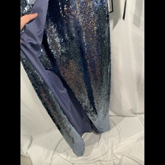 NWT $395 Aidan‎ Mattox Long-Sleeve Draped Sequin Gown Silver [ SZ 0 ] #E924 - Picture 7 of 12